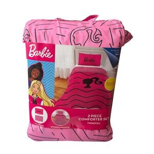 Barbie 2 Piece Reversible Comforter Set Twin Full Pink Chevron Silhouette New